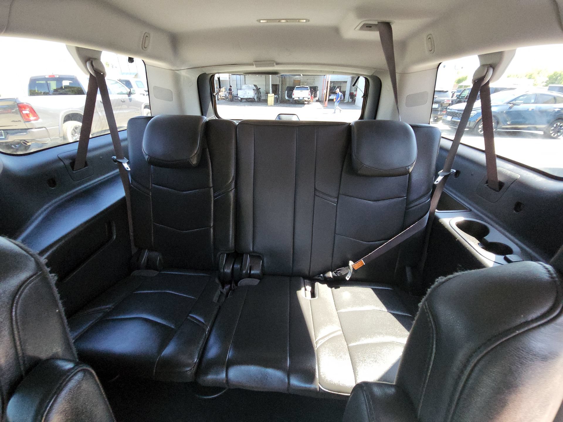 Used 2016 Cadillac Escalade ESV Premium AWD/4WD image 24