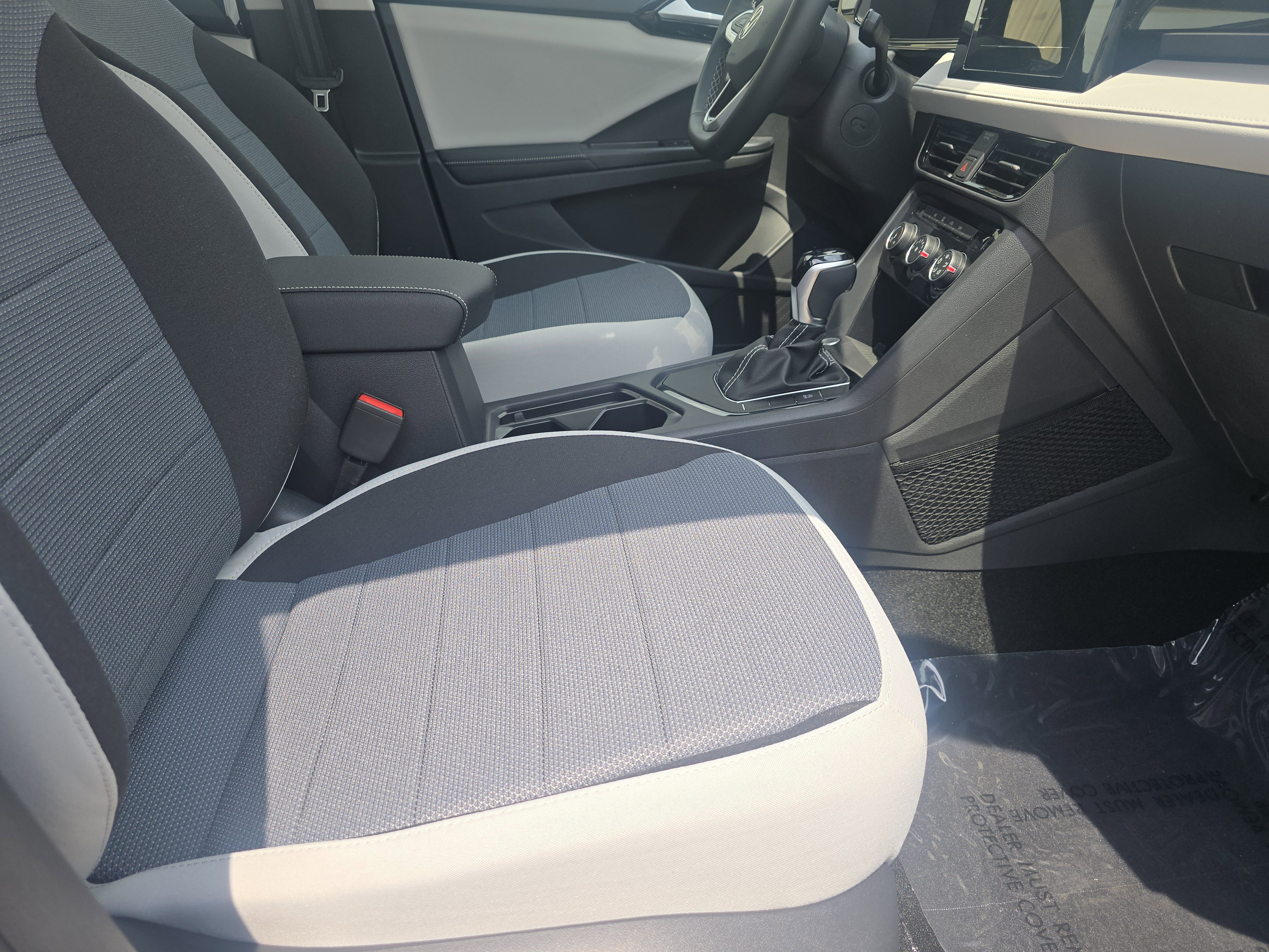 New 2025 Volkswagen Taos S image 21