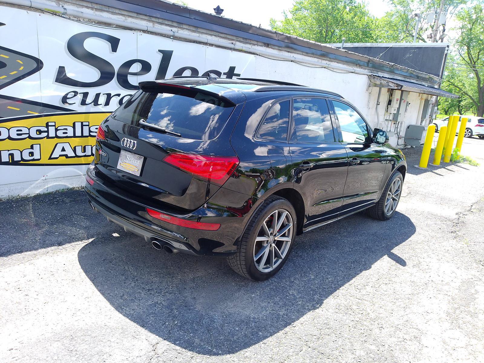 Used 2016 Audi SQ5 Premium Plus w/ Technology Package AWD/4WD image 4