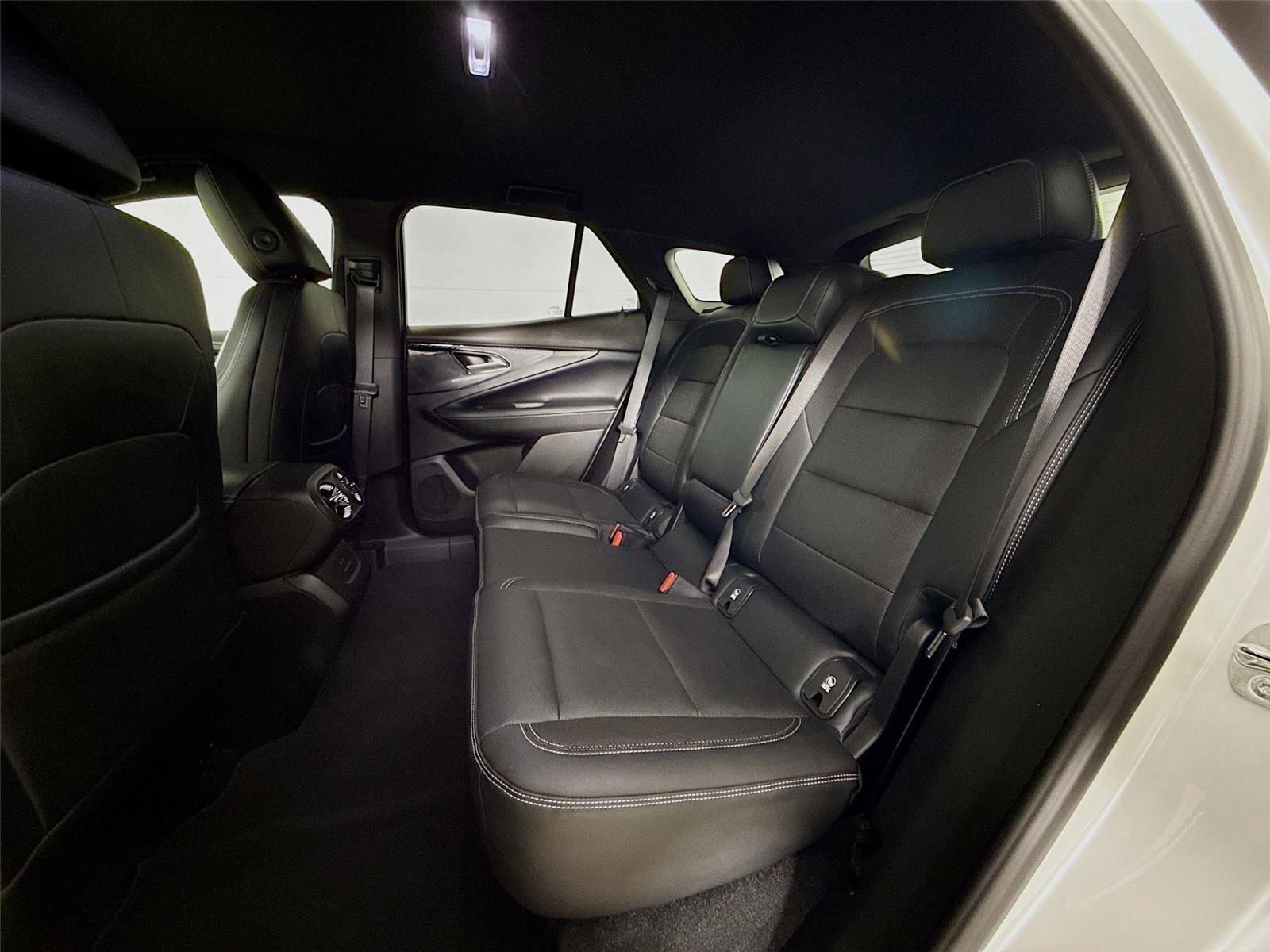 Used 2024 Chevrolet Blazer EV LT image 24