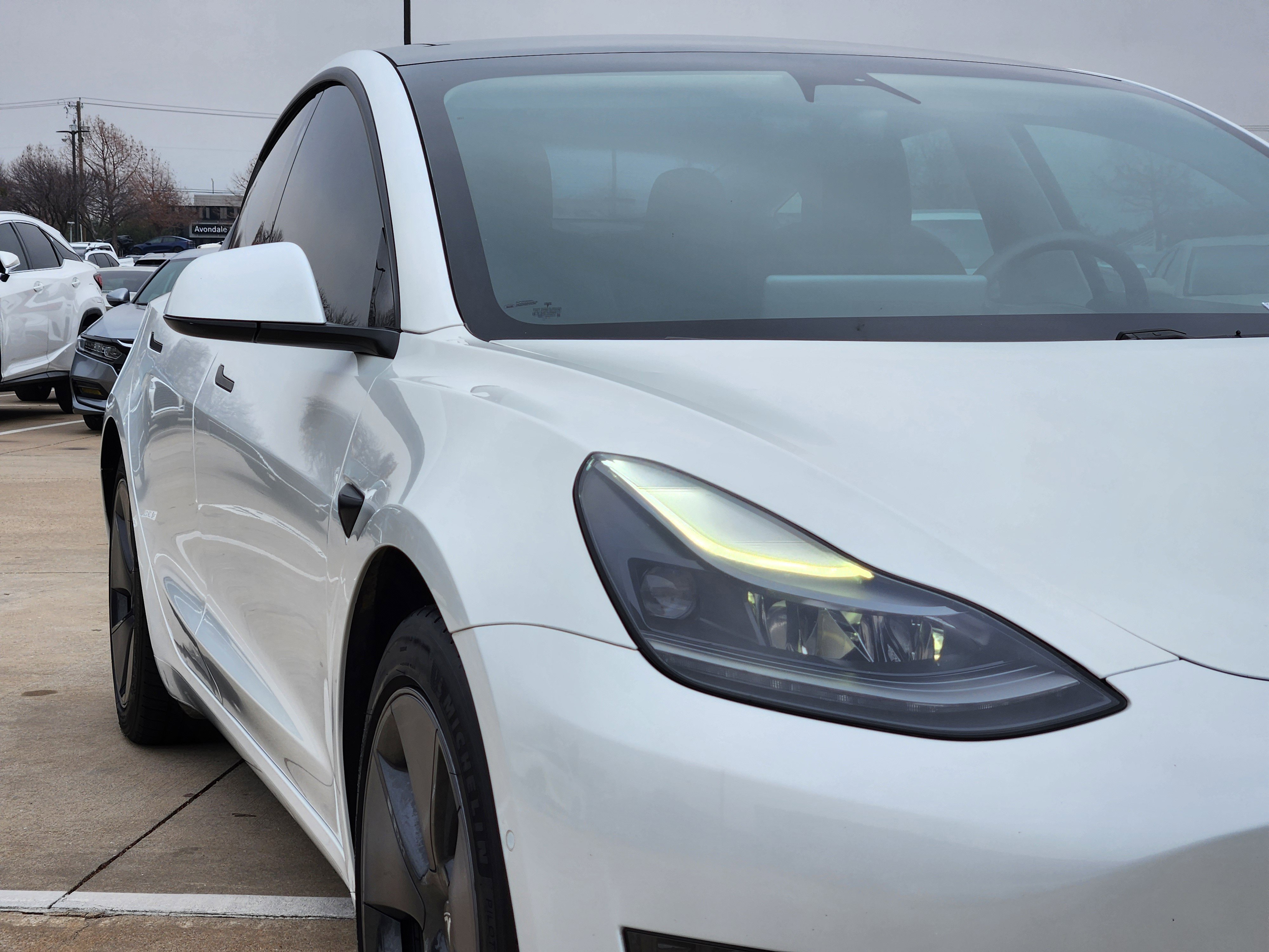 Used 2021 Tesla Model 3 Standard Range Plus image 9