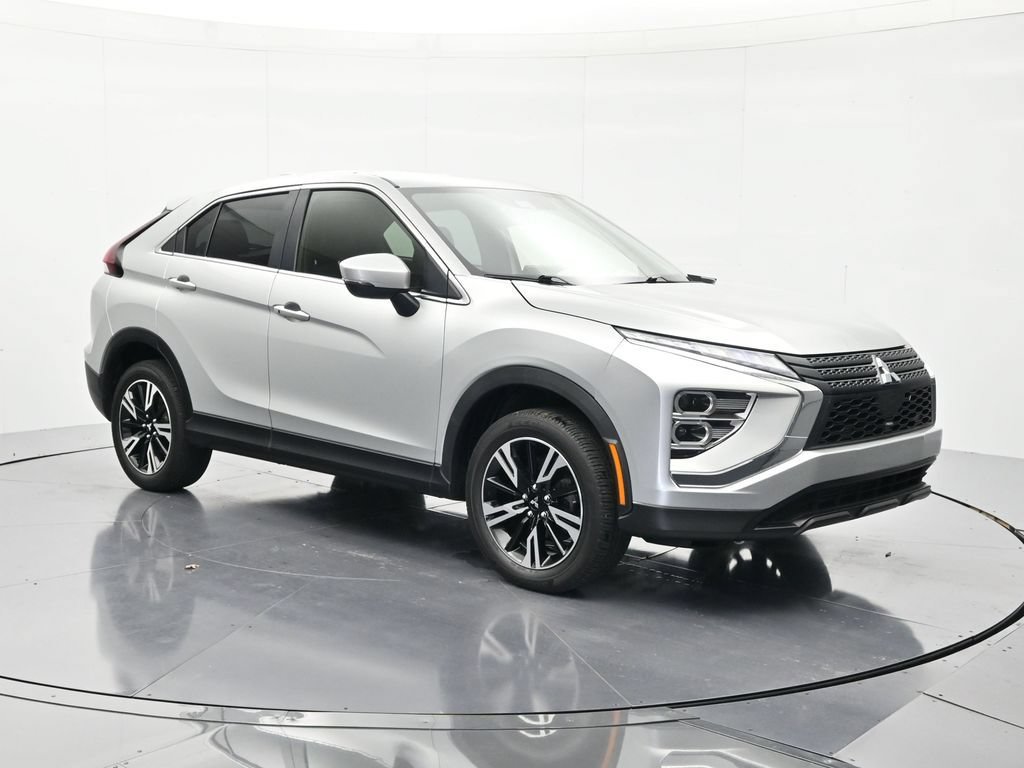 Used 2024 Mitsubishi Eclipse Cross SEL AWD/4WD image 3