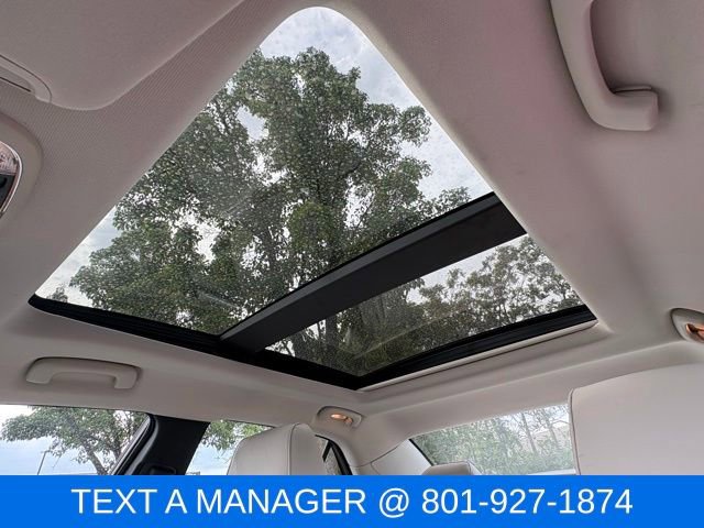 Used 2016 Chrysler 300 C w/ Safetytec Plus Group AWD/4WD image 19