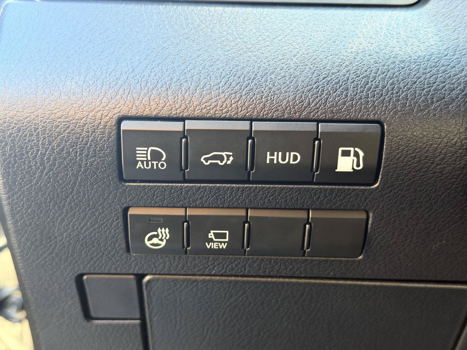 Used 2019 Lexus RX 450hL Luxury w/ Accessory Package AWD/4WD image 27