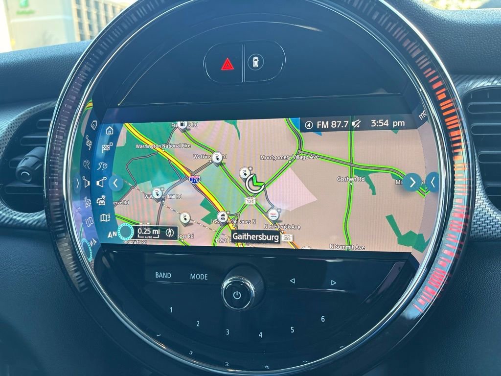 Used 2024 MINI Cooper SE image 28