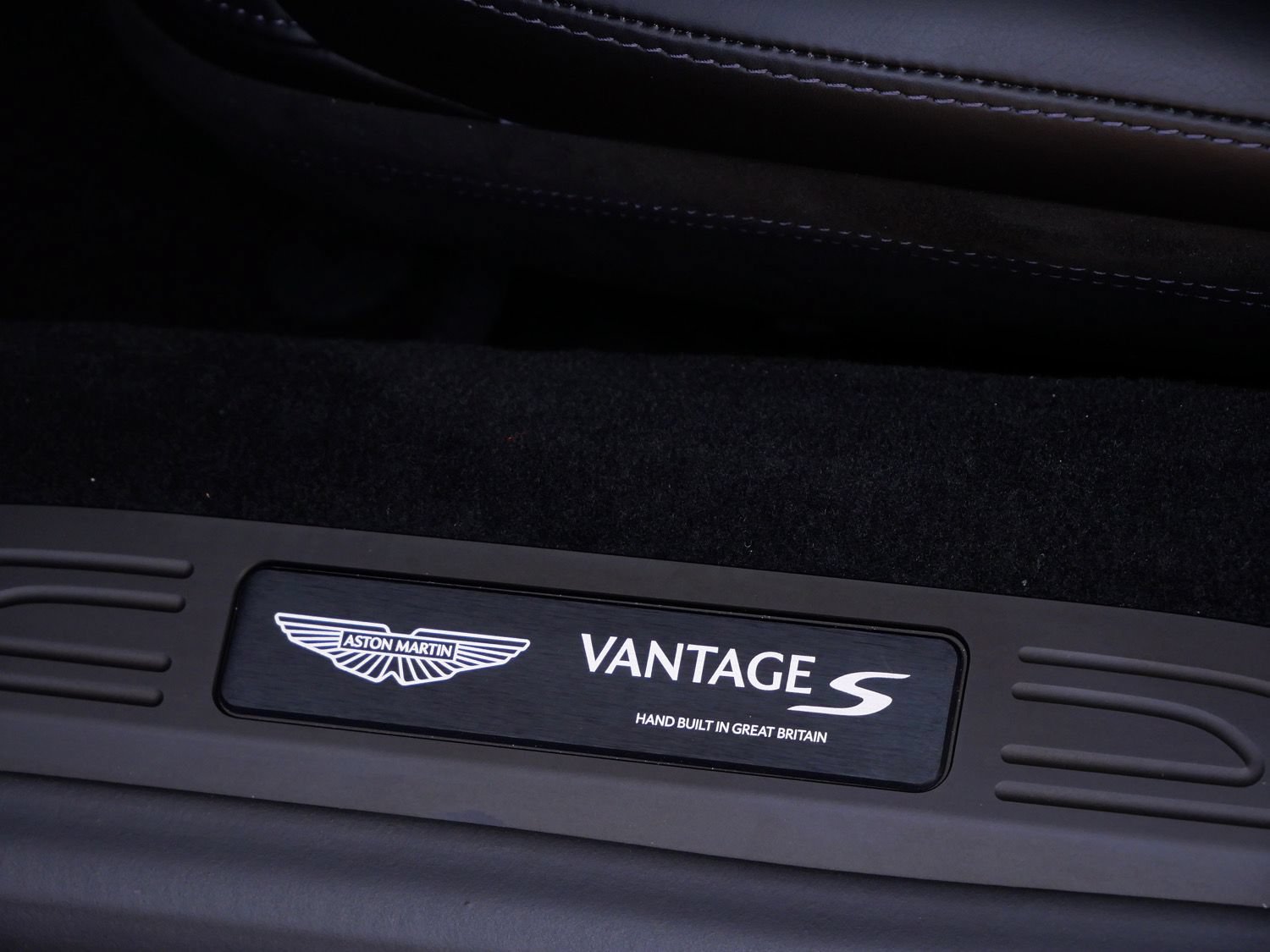 New 2026 Aston Martin V8 Vantage S RWD image 21