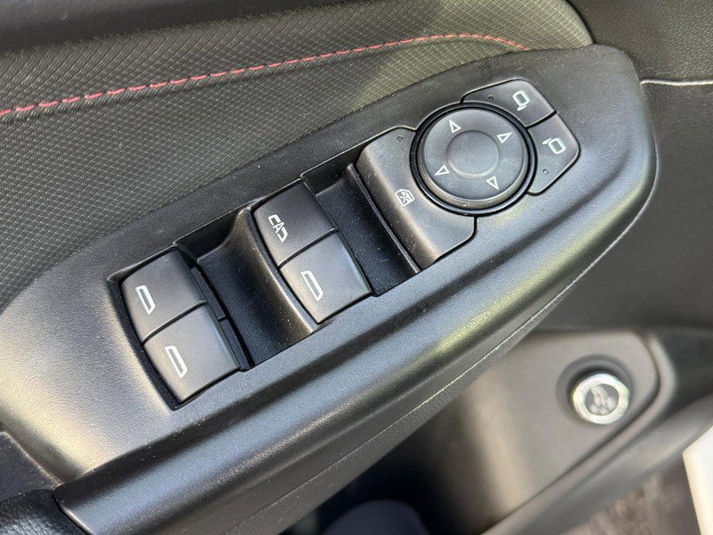 Used 2021 Chevrolet TrailBlazer RS w/ Sun and Liftgate Package image 16