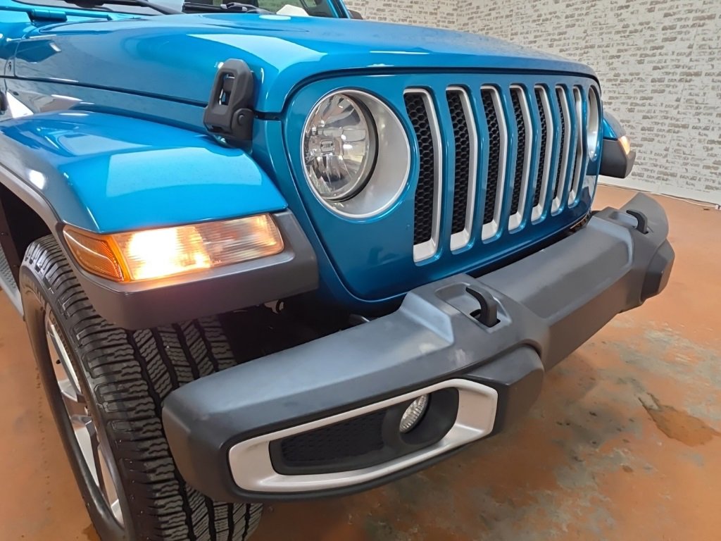 Used 2019 Jeep Wrangler Unlimited Sahara image 9