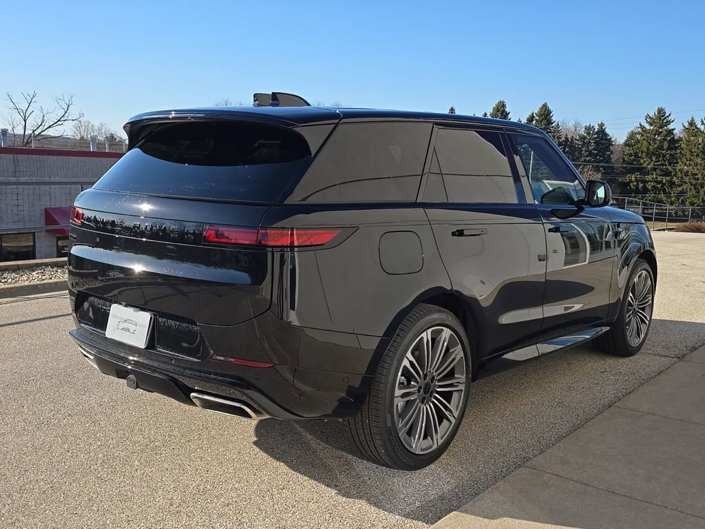 New 2026 Land Rover Range Rover Sport Dynamic SE AWD/4WD image 5