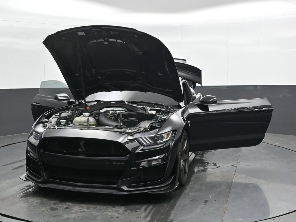 Used 2020 Ford Mustang Shelby GT500 w/ Carbon Fiber Track Pack RWD image 49