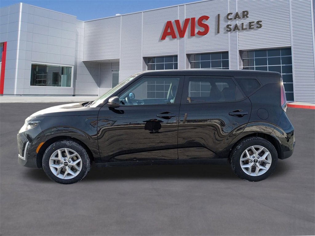 Used 2024 Kia Soul LX w/ Option Group 015 image 2