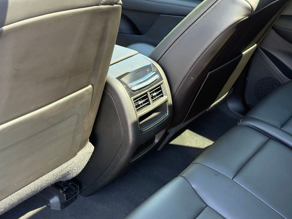 Certified 2025 Cadillac XT5 Premium Luxury AWD/4WD image 26