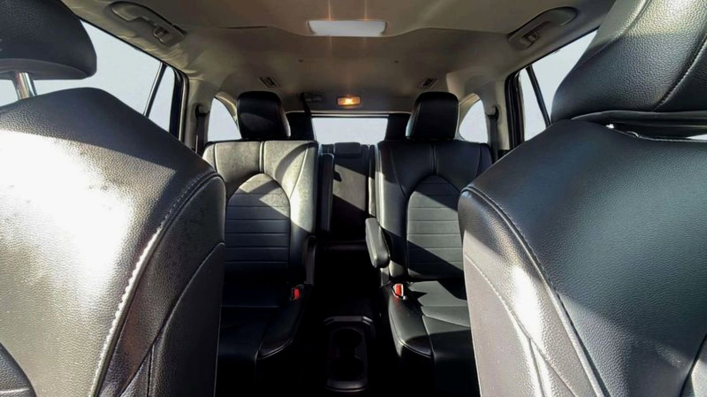 Used 2021 Toyota Highlander XLE image 17