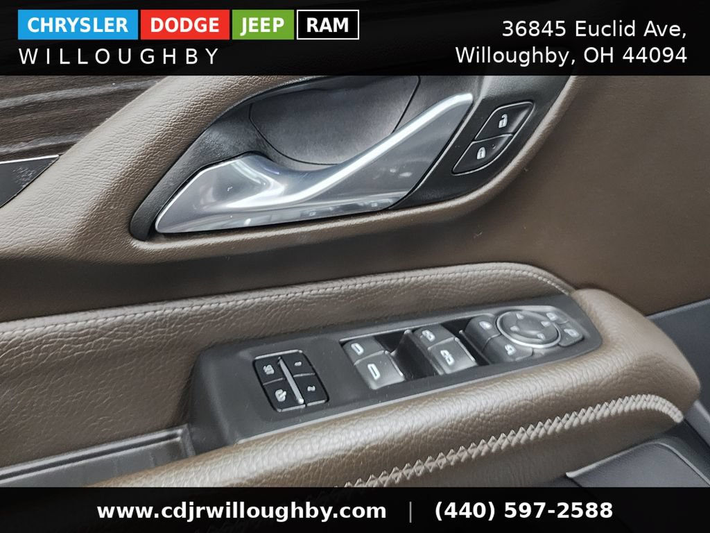 Used 2023 GMC Yukon Denali AWD/4WD image 12