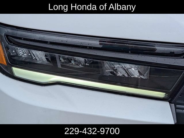 New 2026 Honda Pilot Sport image 4