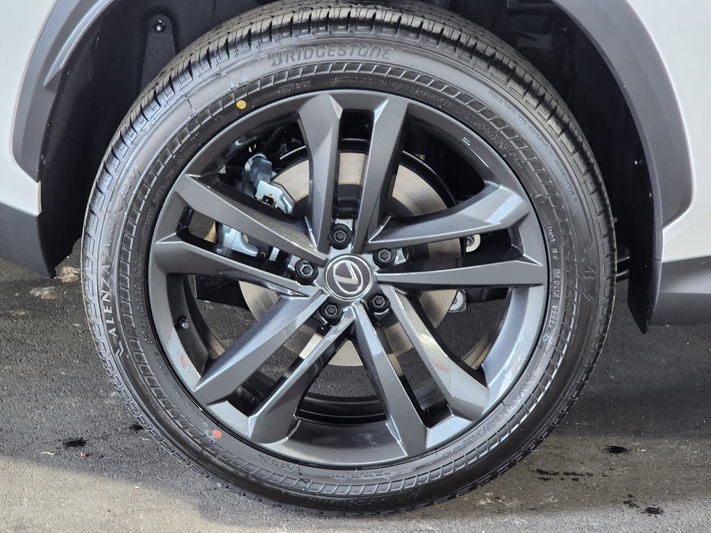 New 2025 Lexus NX 350h AWD w/ Premium Package image 4