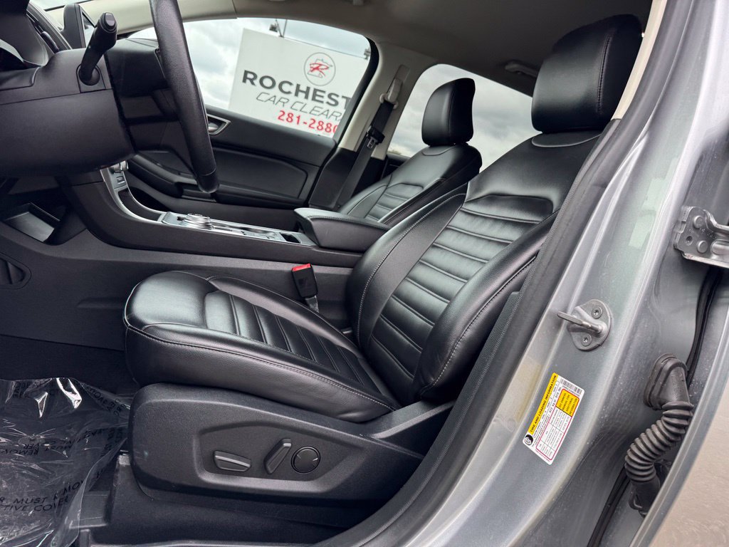 Used 2022 Ford Edge SEL AWD/4WD image 5