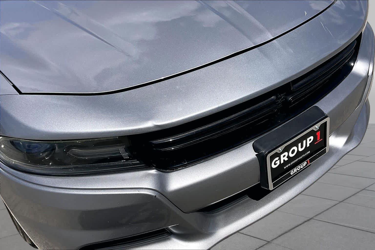 Used 2018 Dodge Charger SXT Plus w/ Beats Audio Group RWD image 32
