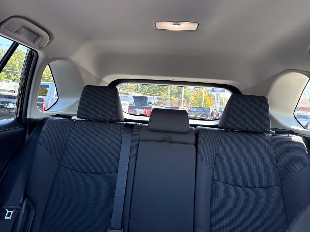 Used 2025 Toyota RAV4 LE AWD/4WD image 40