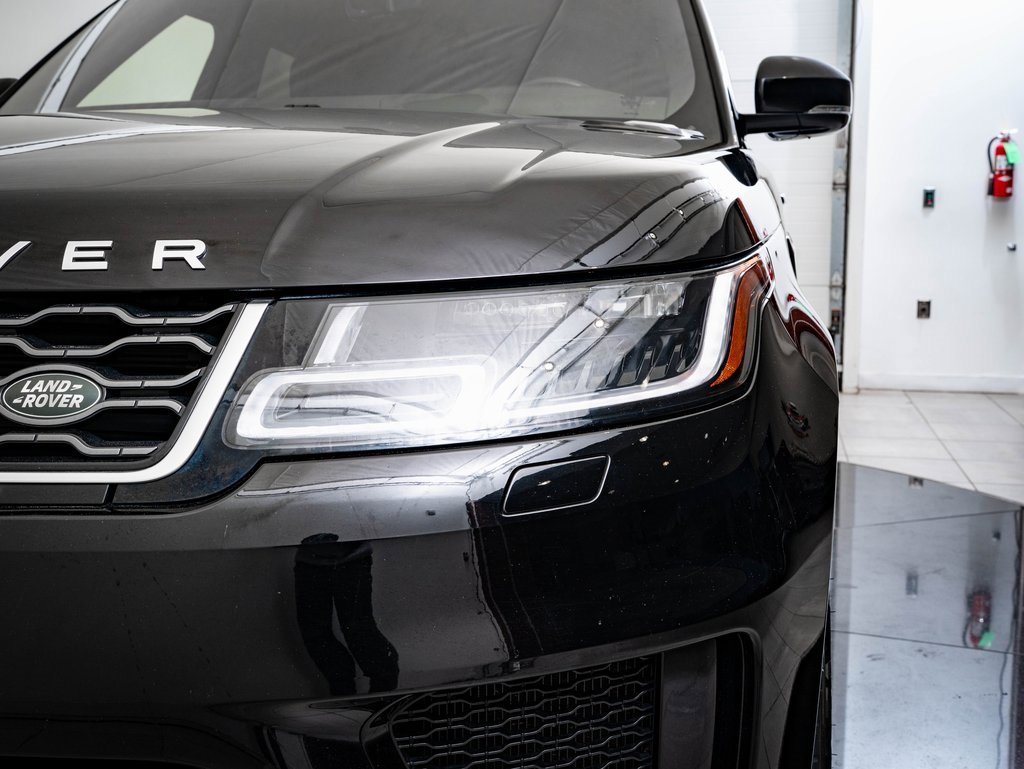 Used 2020 Land Rover Range Rover Sport HSE image 16