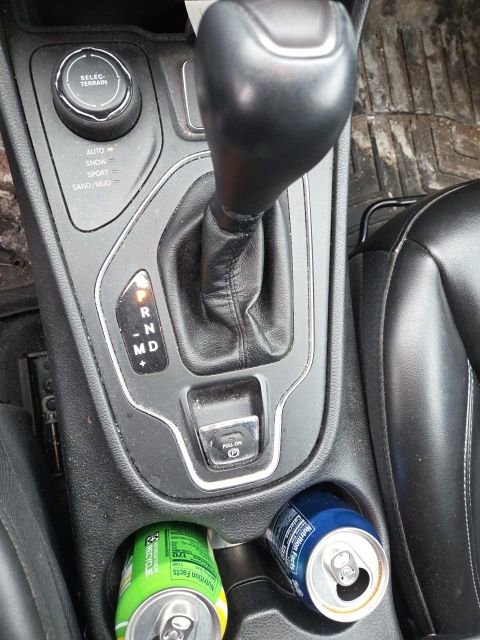 Used 2019 Jeep Cherokee Latitude Plus w/ Cold Weather Group image 9