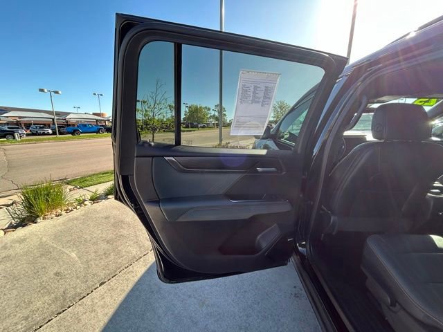 Used 2025 GMC Acadia AT4 w/ Super Cruise Package AWD/4WD image 27