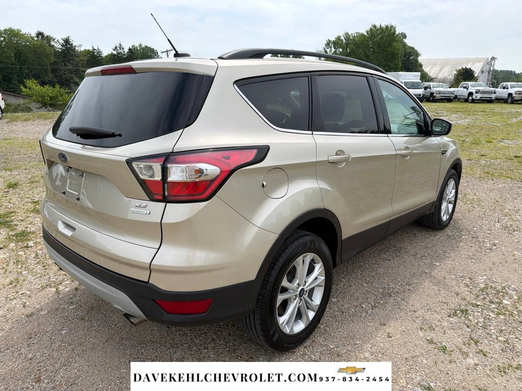 Used 2018 Ford Escape SE FWD image 5