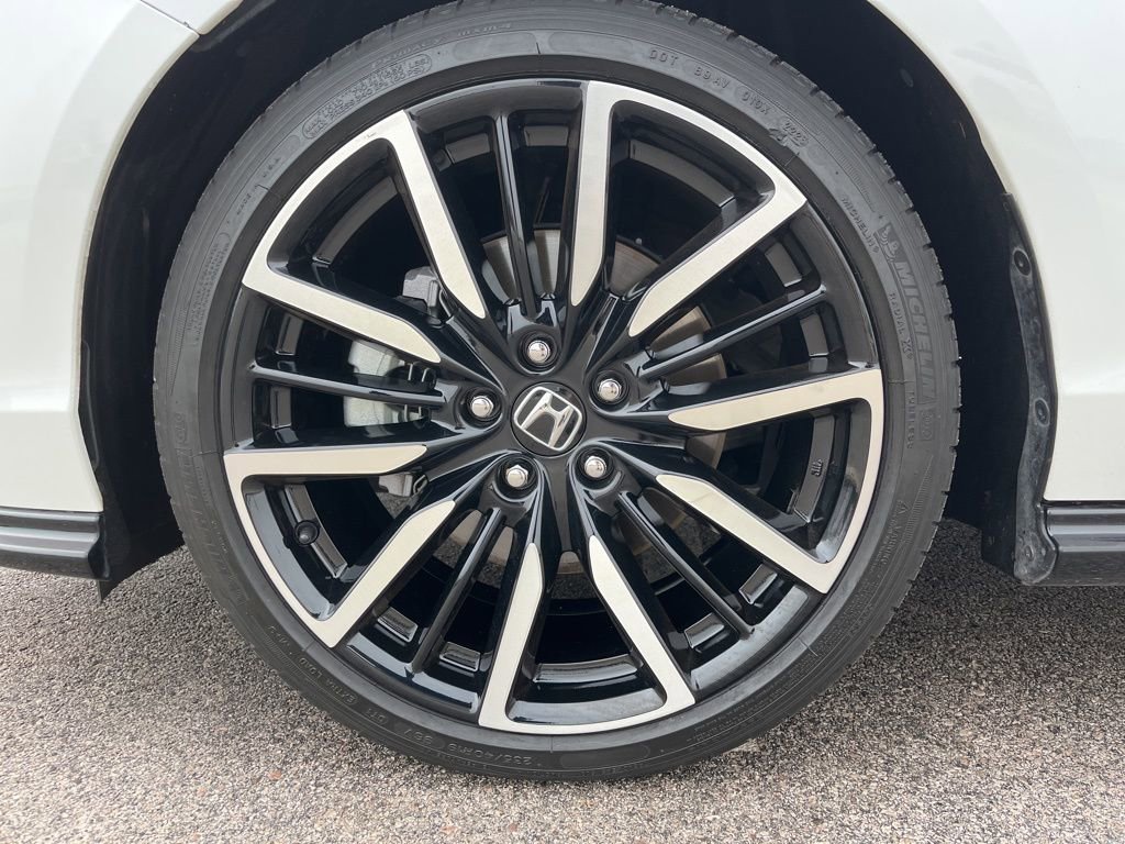 Certified 2023 Honda Accord Touring image 13