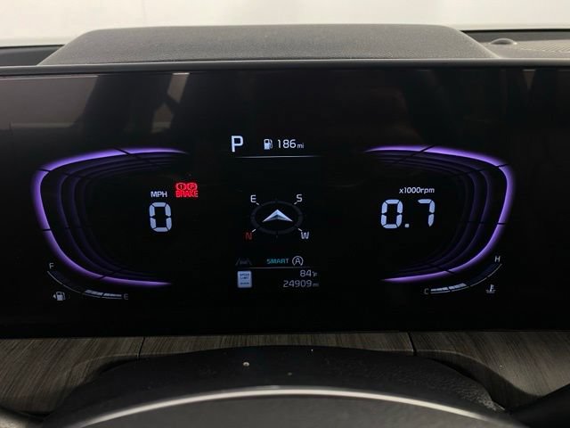 Used 2025 Kia Telluride EX w/ EX Captain's Chair Package FWD image 20