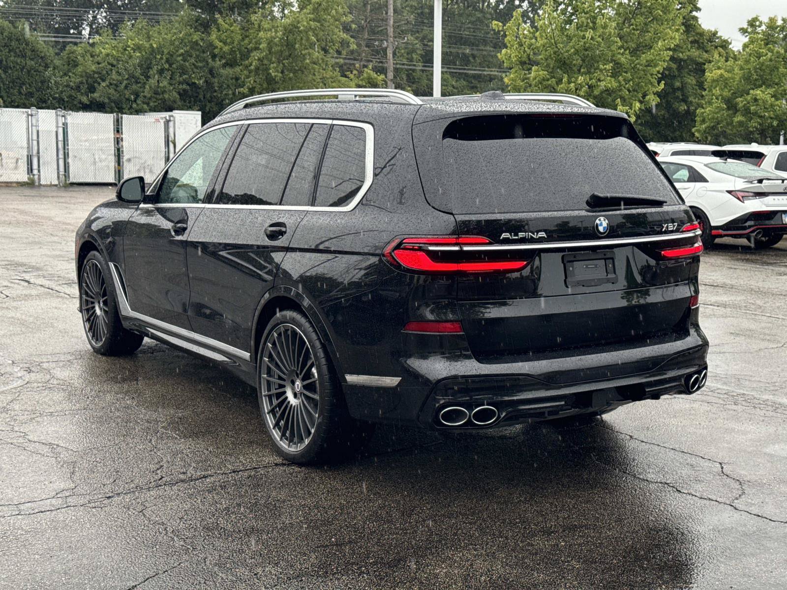 Certified 2025 BMW ALPINA XB7 AWD/4WD image 7