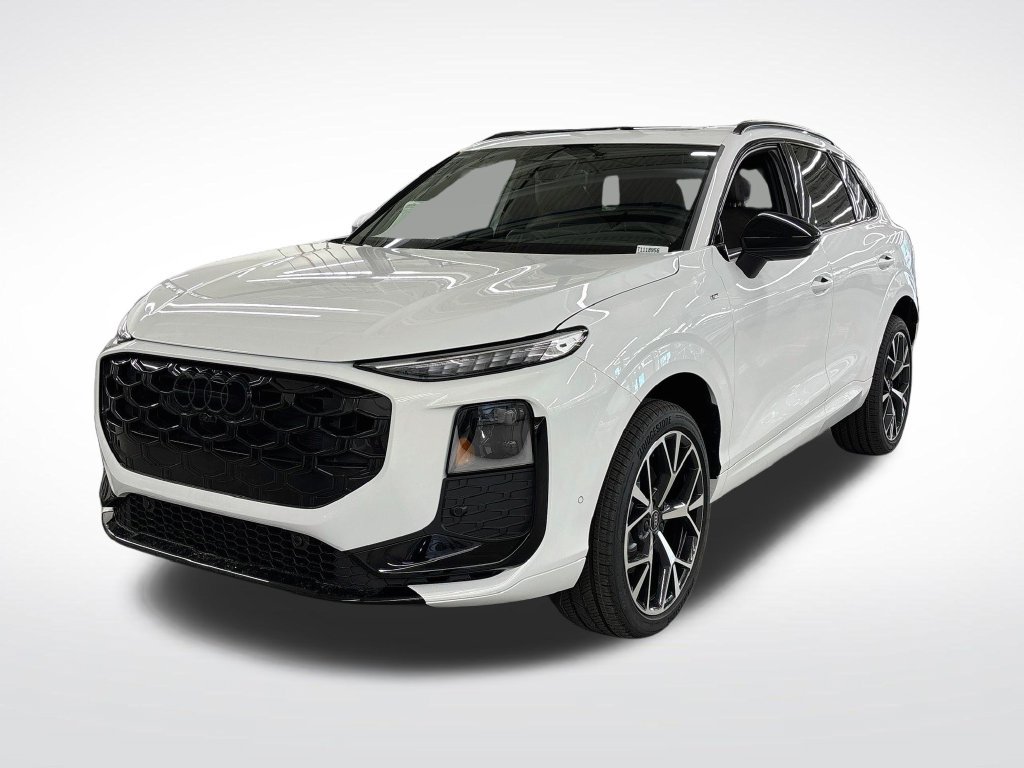 New 2026 Audi Q3 quattro 2.0T AWD/4WD image 1