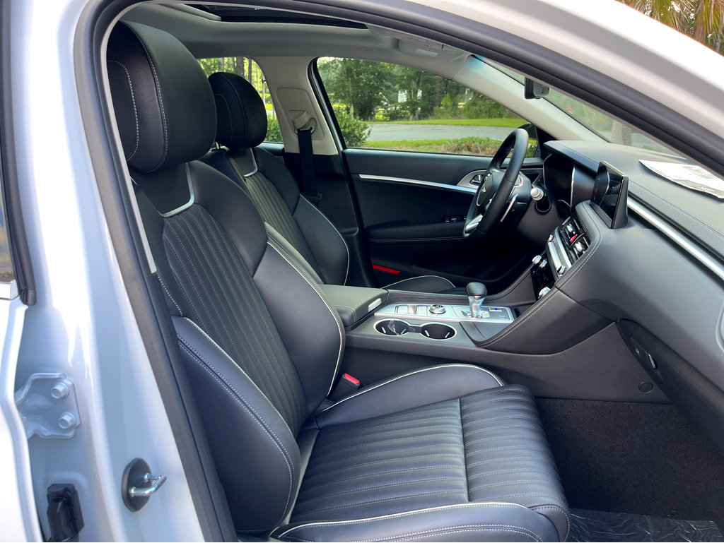 New 2026 Genesis G70 2.5T Prestige image 15