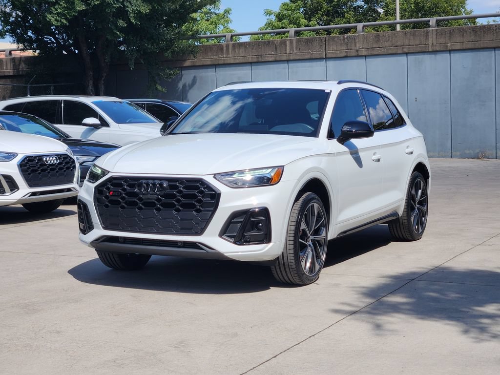 Certified 2024 Audi SQ5 Premium Plus w/ Premium Plus Package AWD/4WD image 6