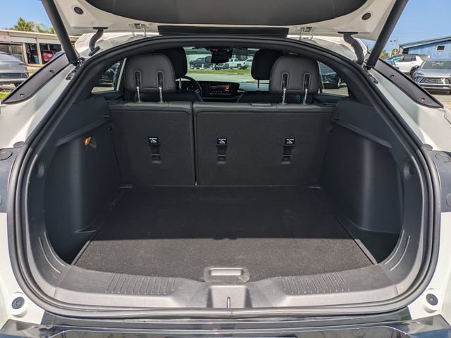 Certified 2024 Buick Envista Sport Touring w/ Convenience I Package FWD image 13