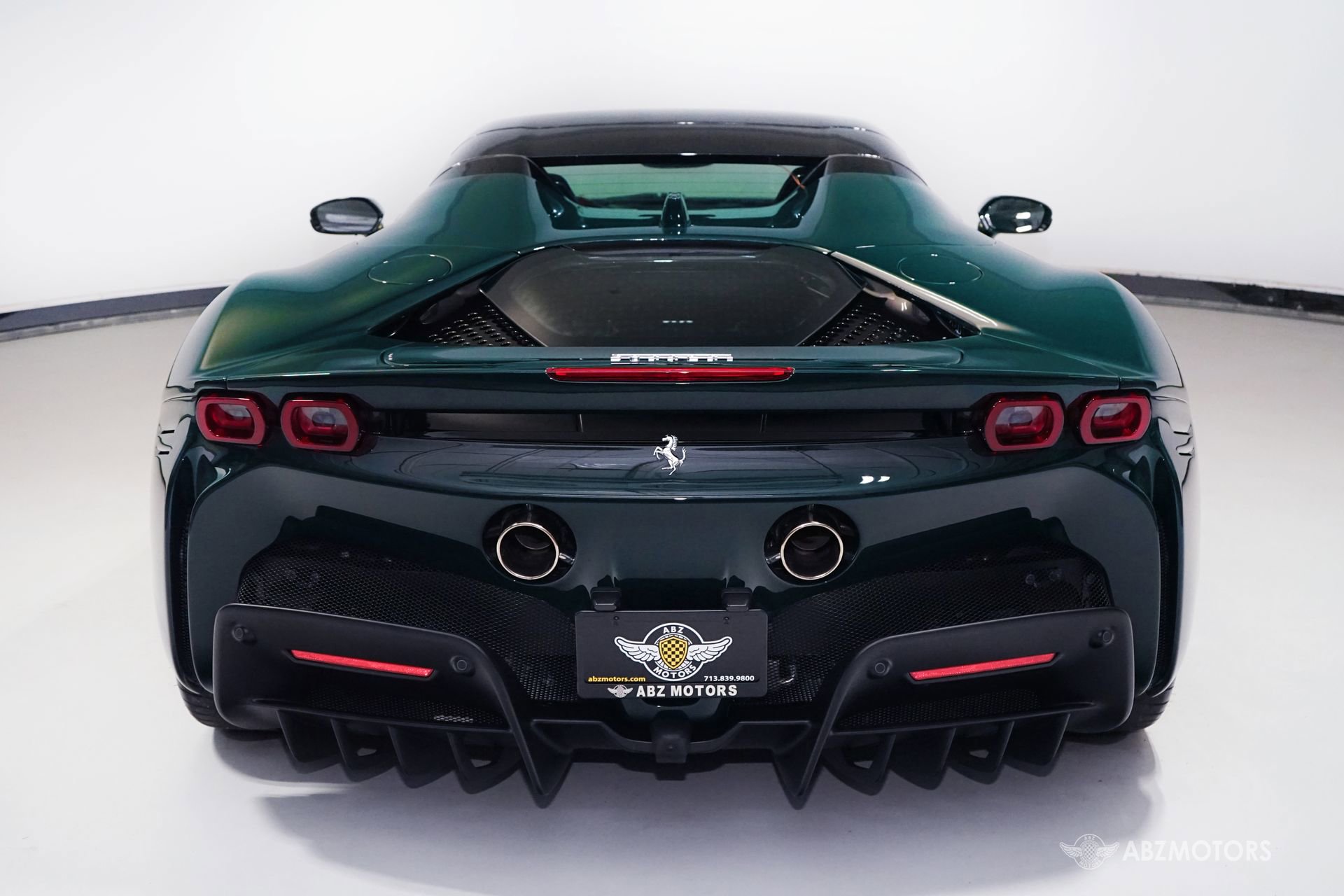 Used 2025 Ferrari SF90 Spider AWD/4WD image 8