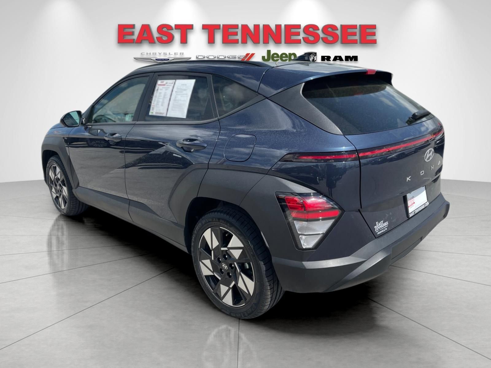 Used 2024 Hyundai Kona SEL image 5