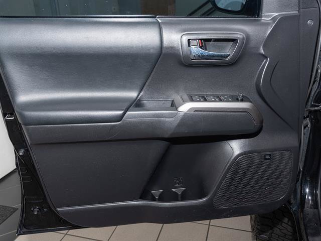 Used 2023 Toyota Tacoma Limited w/ Nightshade Package AWD/4WD image 10