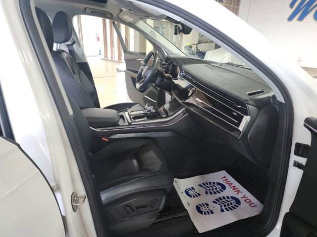 Used 2023 Audi Q7 3.0T Prestige image 18