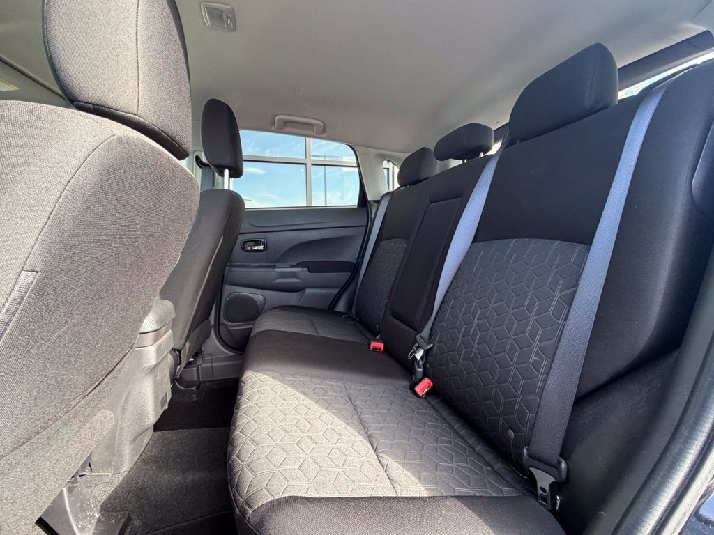 Used 2022 Mitsubishi Outlander Sport SE AWD/4WD image 9