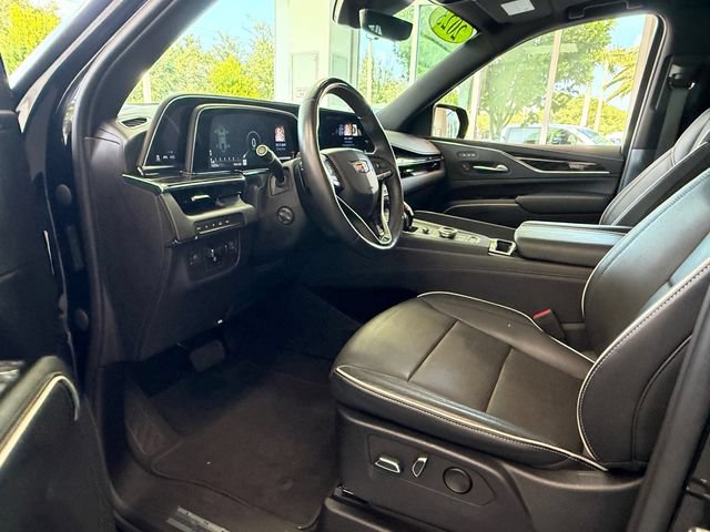 Used 2023 Cadillac Escalade Sport AWD/4WD image 11