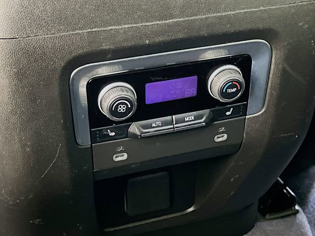 Used 2023 Chevrolet Suburban High Country image 27