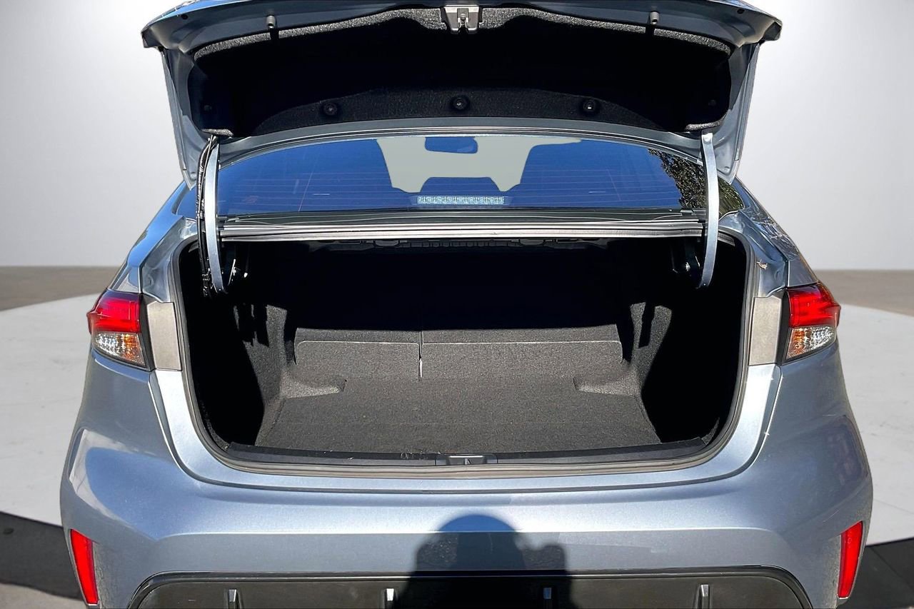 Used 2024 Toyota Corolla XSE image 24