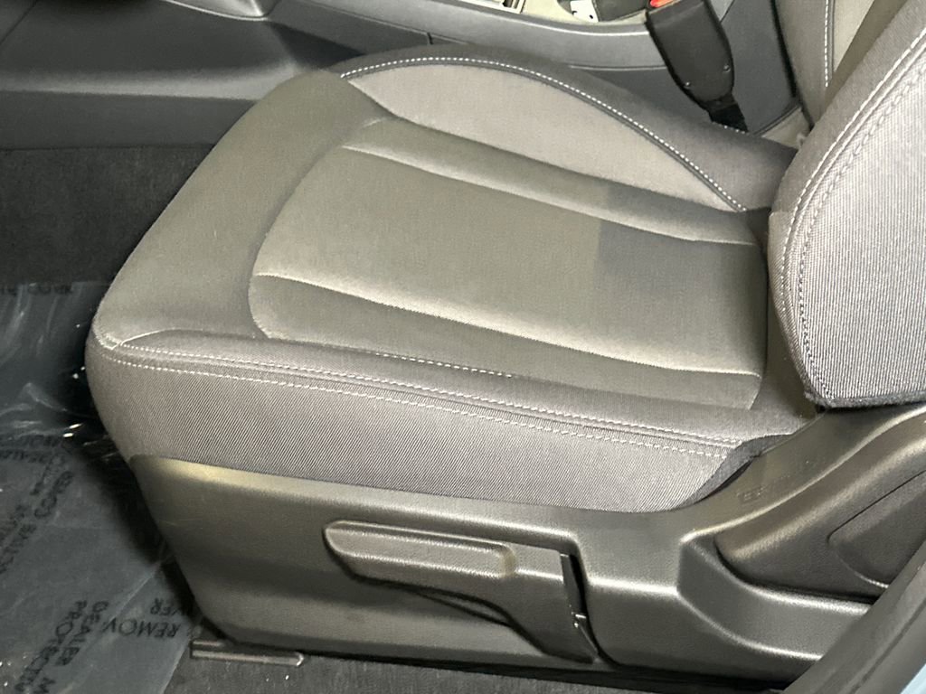 Used 2025 Subaru Crosstrek 2.0i Premium image 19