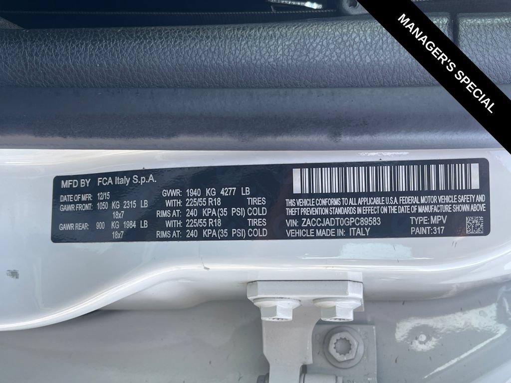 Used 2016 Jeep Renegade Limited FWD image 27