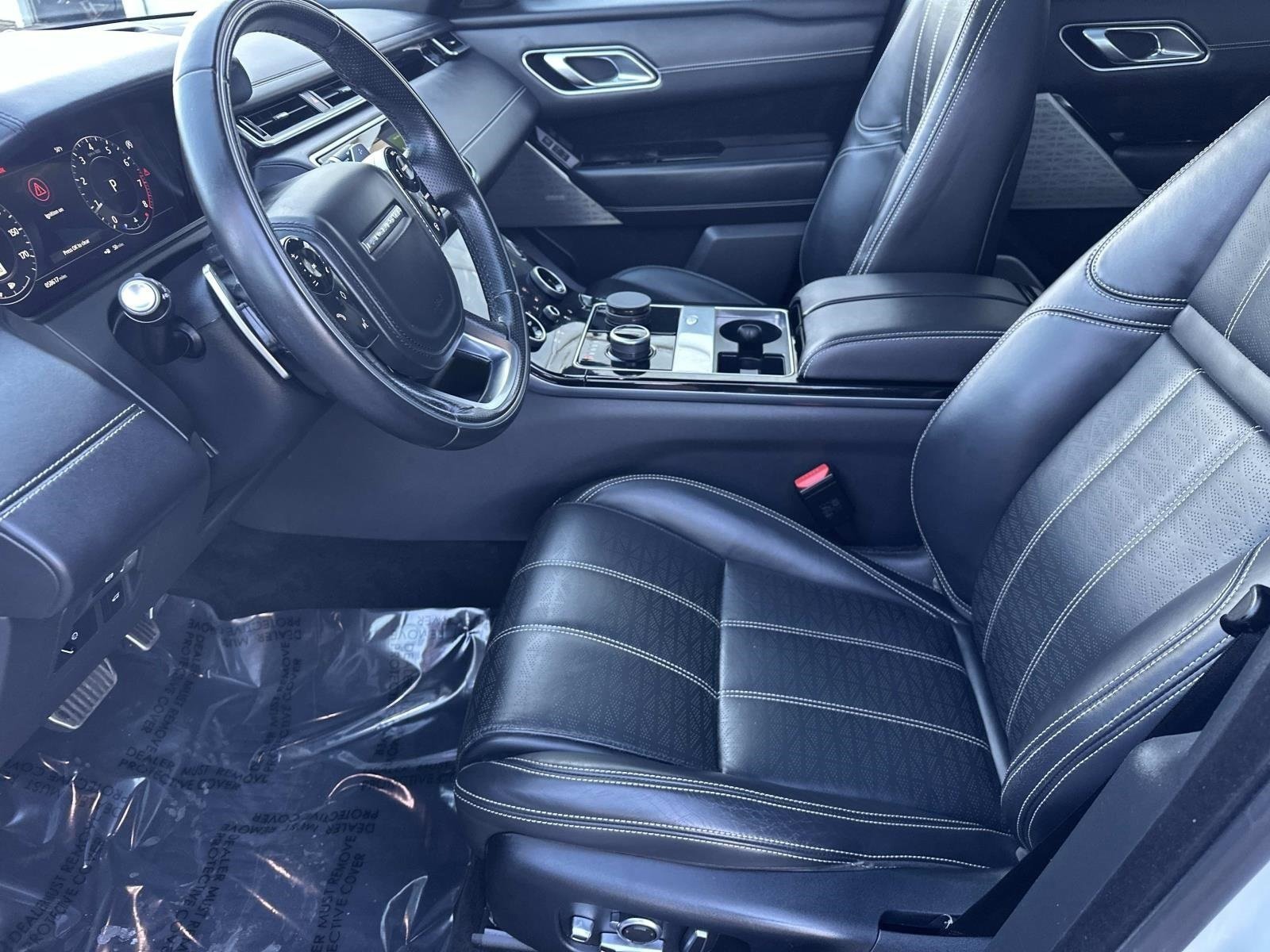 Used 2018 Land Rover Range Rover Velar R-Dynamic HSE image 21