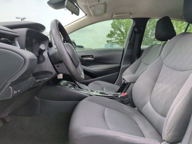 Used 2020 Toyota Corolla LE FWD image 14