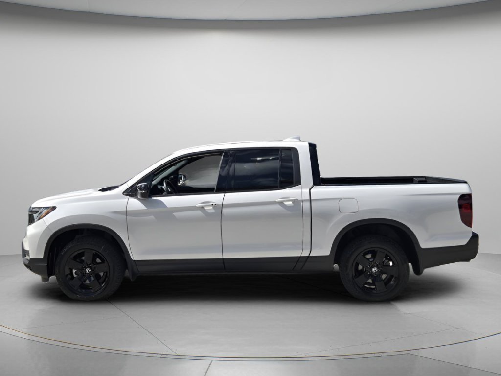 Certified 2025 Honda Ridgeline Black Edition image 5