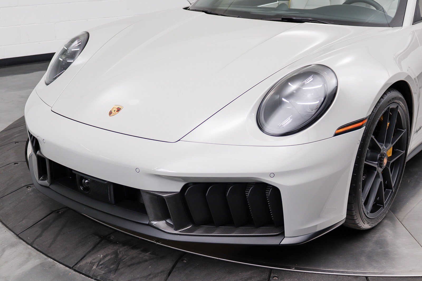 Used 2026 Porsche 911 Targa 4 GTS AWD/4WD image 15