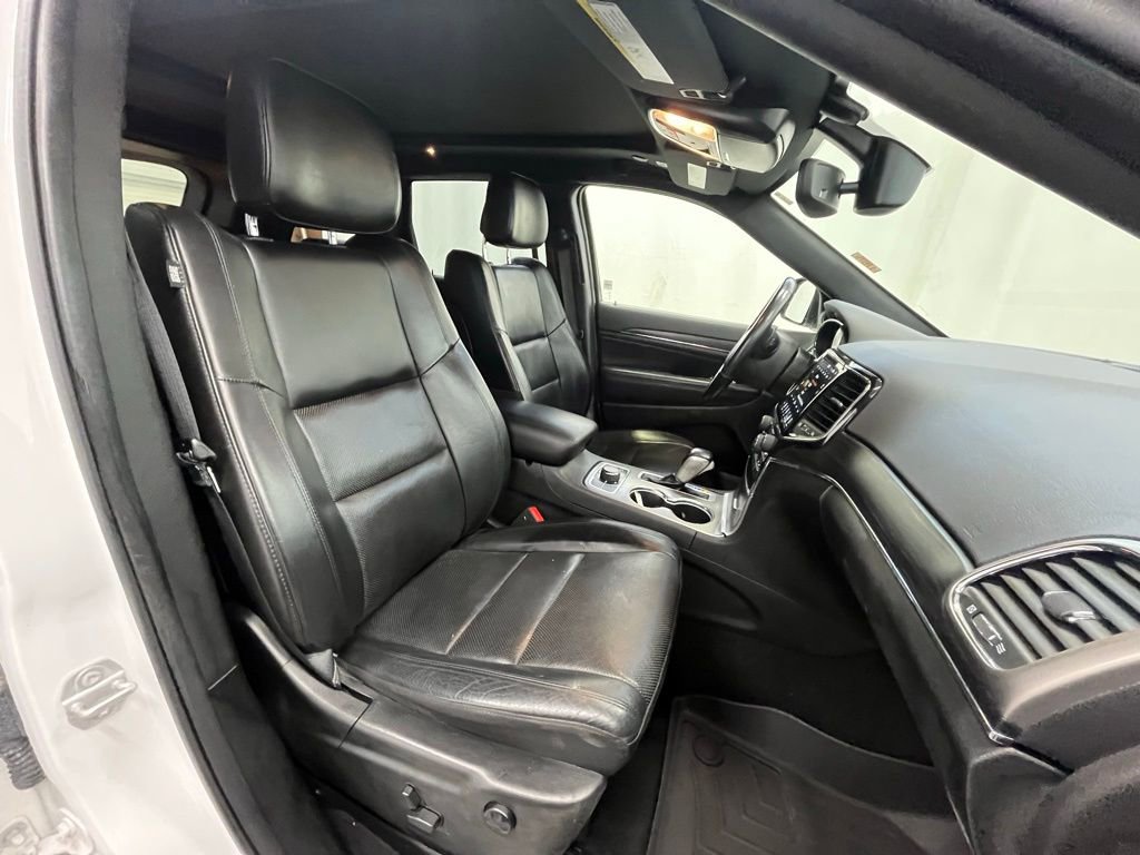 Used 2021 Jeep Grand Cherokee Limited image 12