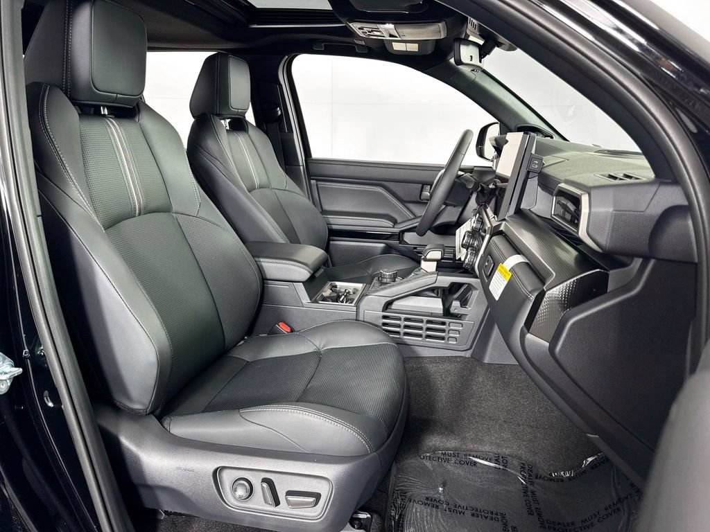 Used 2026 Toyota 4Runner Limited AWD/4WD image 36